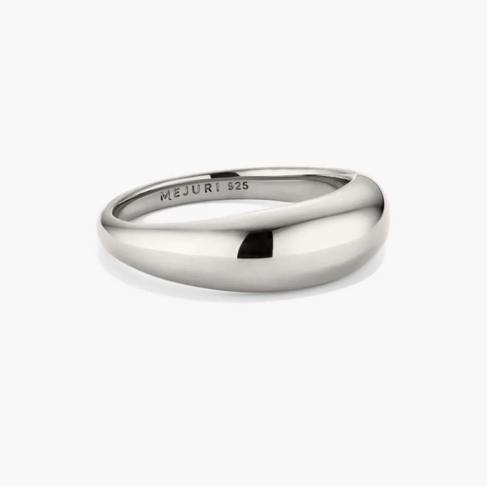 Mejuri Thin Dome Ring